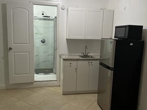 6861 Park Street, Hollywood FL 33024