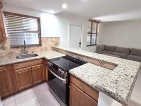 2400 NE 10th Street 104, Pompano Beach FL 33062