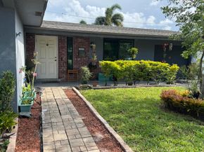 8780 NW 11th Street, Pembroke Pines FL 33024