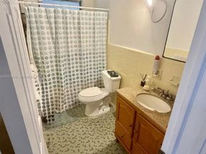 17800 NW 14th Place, Miami Gardens FL 33169