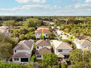 125 Bonnette Hunt Club Lane, Palm Beach Gardens FL 33418