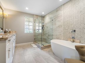 10 Bentwood Road, Palm Beach Gardens FL 33418