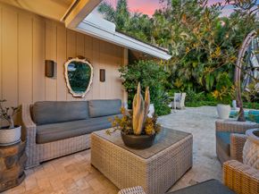 10 Bentwood Road, Palm Beach Gardens FL 33418