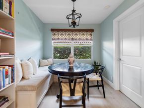 10 Bentwood Road, Palm Beach Gardens FL 33418