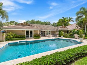 10 Bentwood Road, Palm Beach Gardens FL 33418