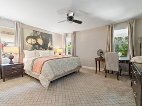 10 Bentwood Road, Palm Beach Gardens FL 33418