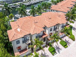 26 Marina Gardens Drive, Palm Beach Gardens FL 33410