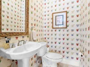 26 Marina Gardens Drive, Palm Beach Gardens FL 33410