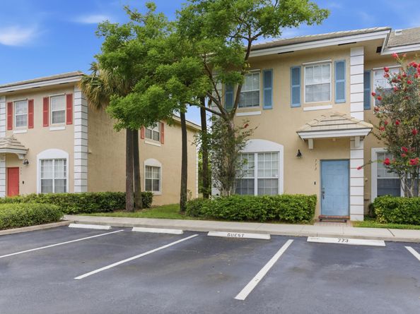 773 NW 42nd Avenue, Plantation FL 33317