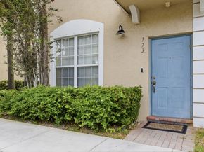 773 NW 42nd Avenue, Plantation FL 33317