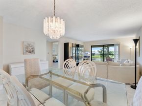 7260 Kinghurst Drive 205, Delray Beach FL 33446