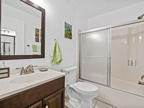 3900 NE 18th Avenue 40h, Oakland Park FL 33334