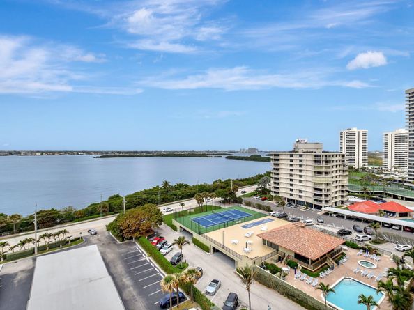 5440 N Ocean Drive 1002, Singer Island FL 33404