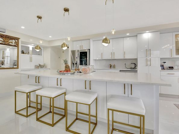 5440 N Ocean Drive 1002, Singer Island FL 33404