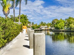 1080 SE 9th Ave, Pompano Beach FL 33060
