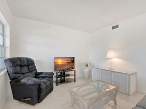 5501 NW 2nd Ave 302, Boca Raton FL 33487
