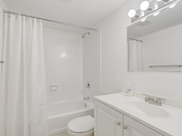 5501 NW 2nd Ave 302, Boca Raton FL 33487