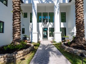 2817 NE 26th Ct, Fort Lauderdale FL 33306