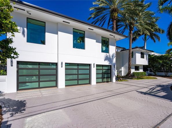 2817 NE 26th Ct, Fort Lauderdale FL 33306