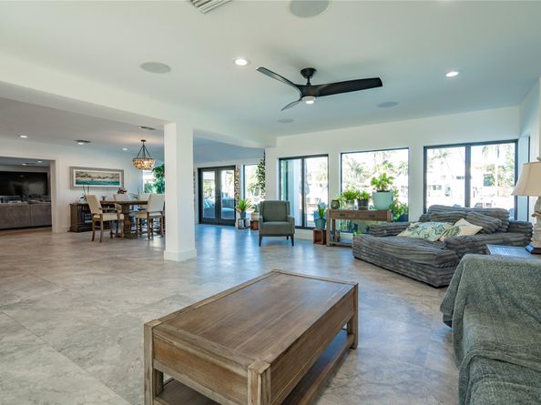 2817 NE 26th Ct, Fort Lauderdale FL 33306