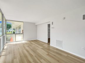 1124 Seminole Dr 3A, Fort Lauderdale FL 33304