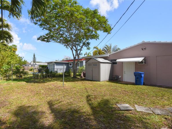 981 SW 32nd St, Fort Lauderdale FL 33315