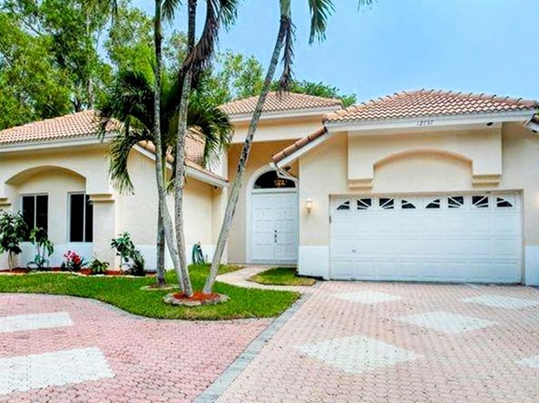 12737 NW 18th Pl, Coral Springs FL 33071
