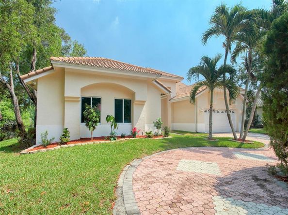 12737 NW 18th Pl, Coral Springs FL 33071