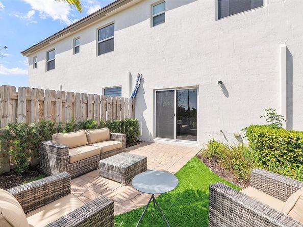 2358 NW 125TH Street, Miami FL 33167
