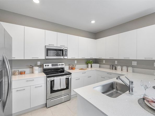 2358 NW 125TH Street, Miami FL 33167