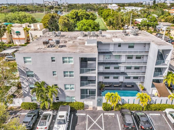 611 NE 14th Ave 306, Fort Lauderdale FL 33304