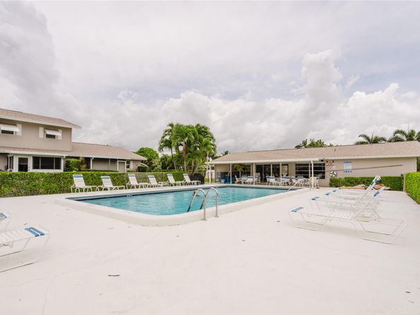 1003 SE 10th St 11D, Deerfield Beach FL 33441