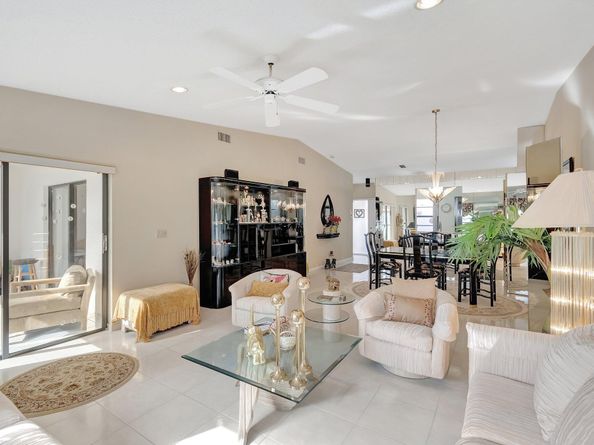 6344 Kings Gate Circle, Delray Beach FL 33484