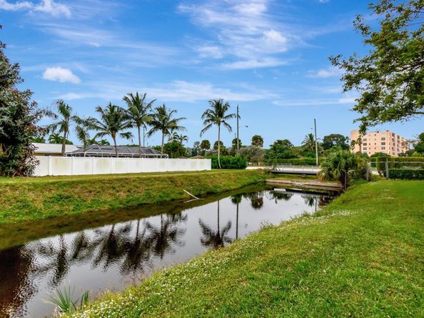 6344 Kings Gate Circle, Delray Beach FL 33484