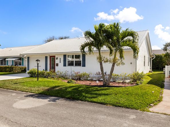 2300 SW 21st Way, Boynton Beach FL 33426
