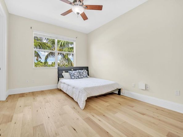 1261 NE 27th Way, Pompano Beach FL 33062