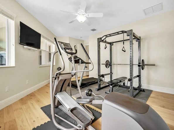 1261 NE 27th Way, Pompano Beach FL 33062