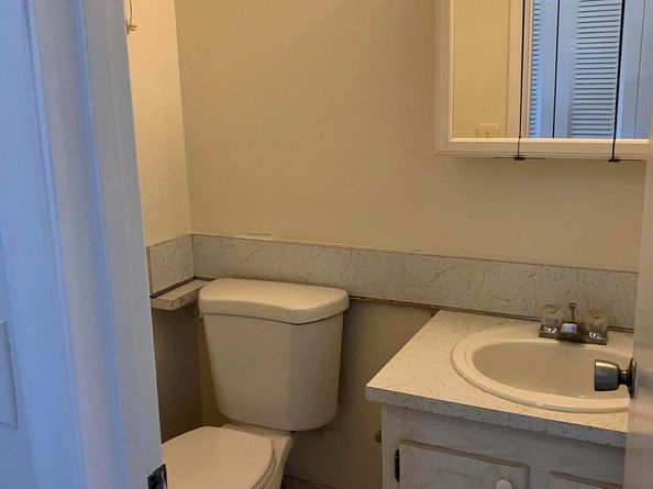 251 Dorchester K, West Palm Beach FL 33417