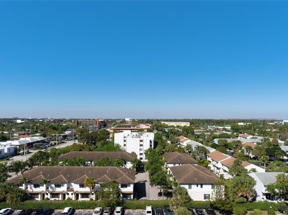 2731 NE 14th Street Cswy 1006, Pompano Beach FL 33062