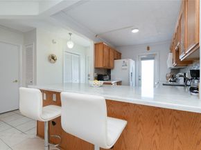 2731 NE 14th Street Cswy 1006, Pompano Beach FL 33062