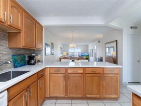 2731 NE 14th Street Cswy 1006, Pompano Beach FL 33062