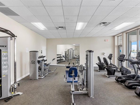 136 Lakeshore Dr 10, North Palm Beach FL 33408