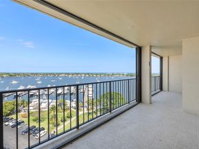 136 Lakeshore Dr 10, North Palm Beach FL 33408