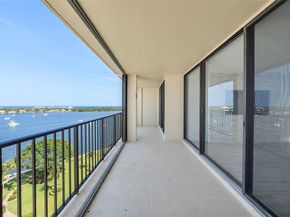136 Lakeshore Dr 10, North Palm Beach FL 33408