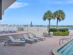 136 Lakeshore Dr 10, North Palm Beach FL 33408