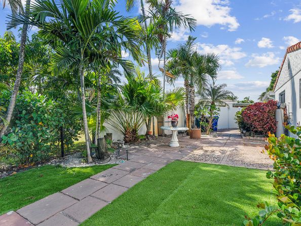 901 Guava Isle, Fort Lauderdale FL 33315