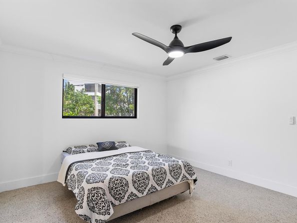 901 Guava Isle, Fort Lauderdale FL 33315