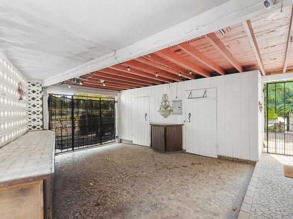 901 Guava Isle, Fort Lauderdale FL 33315