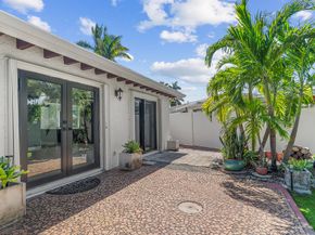 901 Guava Isle, Fort Lauderdale FL 33315