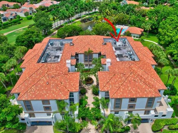 7370 Orangewood Lane 305, Boca Raton FL 33433